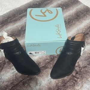 Life Stride Black Ankle Booties